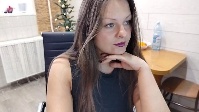 Find your cam match with MalinkaMila: Mistress