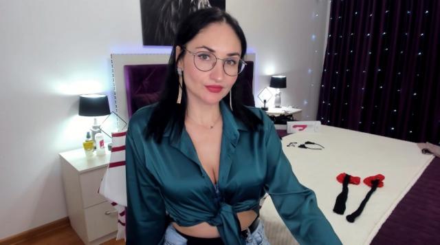 Adult chat with StefanaDean: Lingerie & stockings