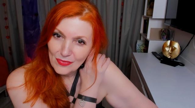 Adult chat with AlmaZx: Femdom