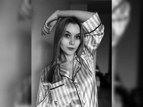 Connect with webcam model Vasilisa: Ask about my Hobbies