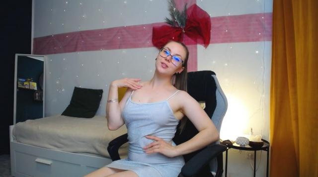 Adult webcam chat with JessaRouds: Nails