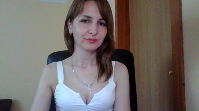 Adult webcam chat with JuliaBlonde: Conversation