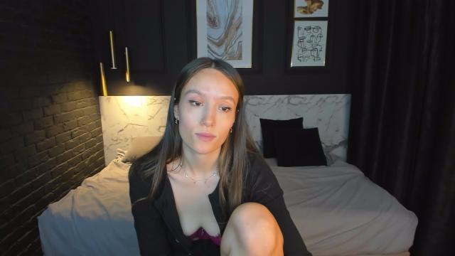 Explore your dreams with webcam model AgnesGoddes: Strip-tease