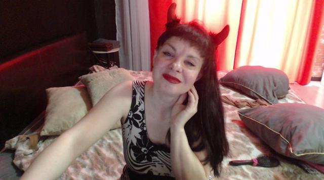 Adult webcam chat with Destinybbb: Slaves