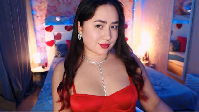 Adult webcam chat with MonicaFarel: Piercings & tattoos