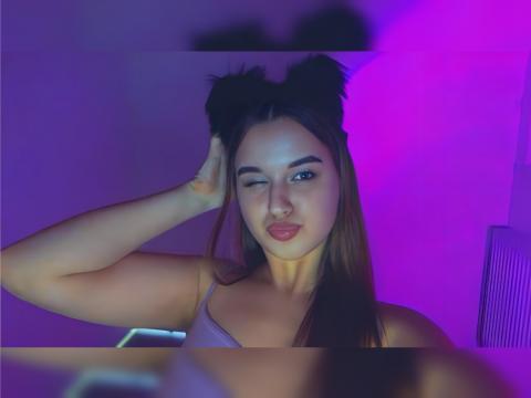 Connect with webcam model SweetUlyana: Sports