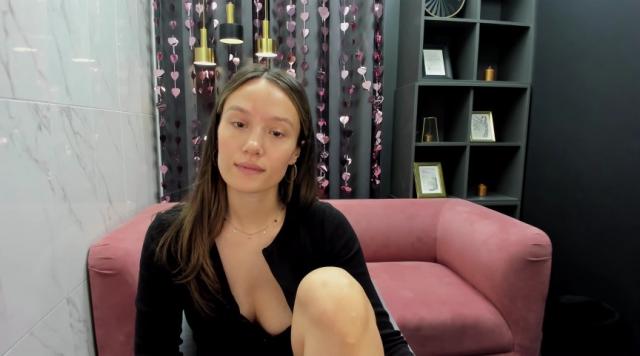 Watch cammodel AgnesGoddes: Strip-tease