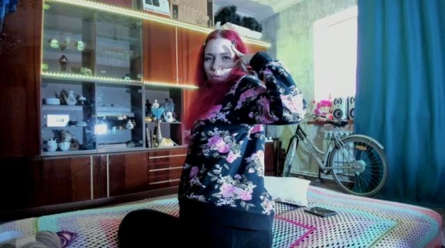 Connect with webcam model Pa1ePr1ncess: Live orgasm