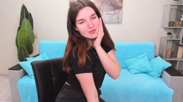 Adult chat with BonnieFlower: Nails