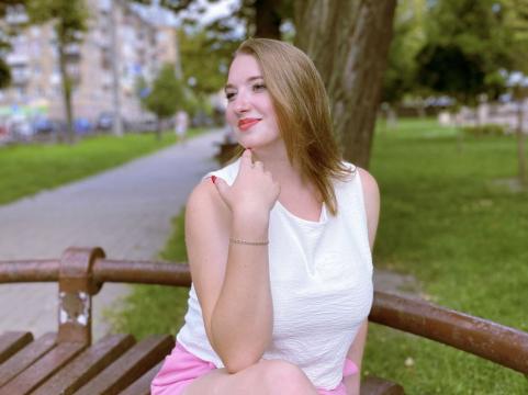 Why not cam2cam with Daisycandy: Ask about my Hobbies