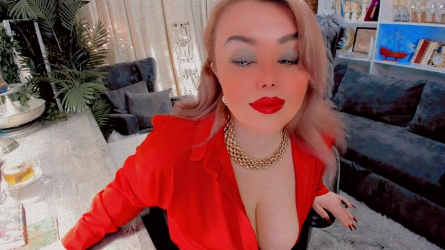 Adult webcam chat with ETERNAME: Nails