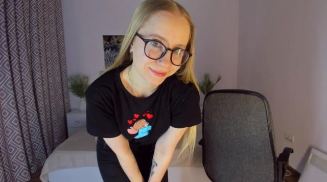 Adult chat with MilanaStone: Glasses