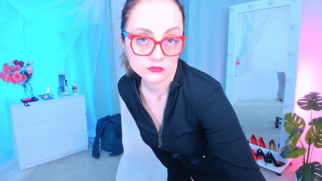 Webcam chat profile for AdelaideRosabel: Lingerie & stockings