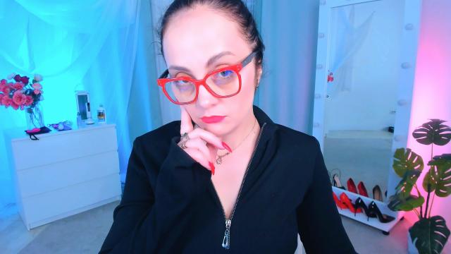 Webcam chat profile for AdelaideRosabel: Lingerie & stockings