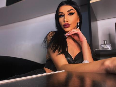 Watch cammodel AmandaBlaze: Blow jobs