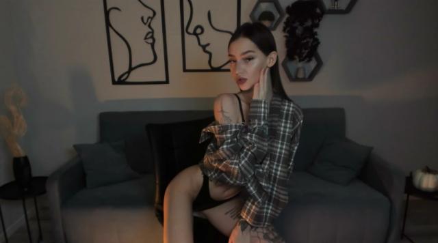 Adult chat with SophieKiss: Lingerie & stockings