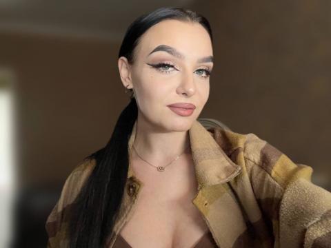 Connect with webcam model 000MagicLady: Ask about my Hobbies