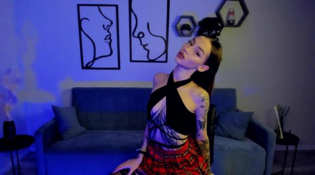 Welcome to cammodel profile for SophieKiss: Legs, feet & shoes