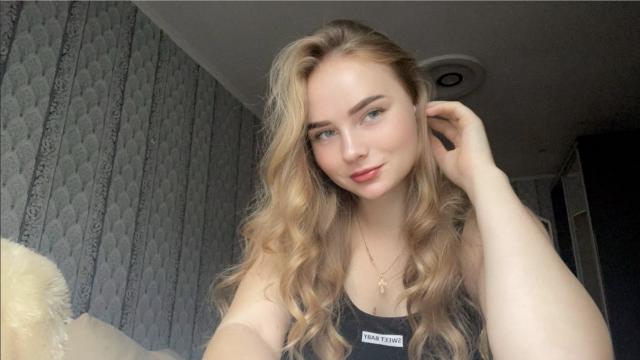 Adult chat with SweetBaklava: Travel