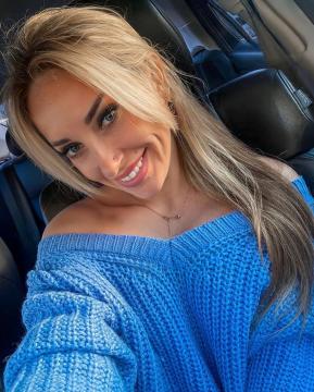 Visit TinnyBlond30 profile