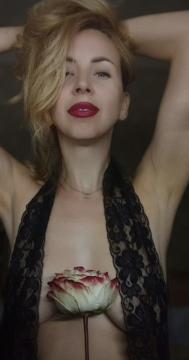 Visit SweettWomann profile