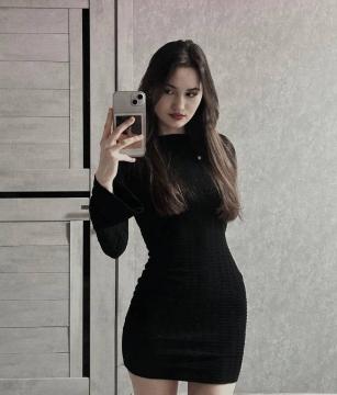 Visit LyannaGlow profile