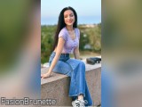FasionBrunette
