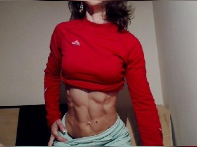 Webcam chat profile for FitnessKMY: Slaves