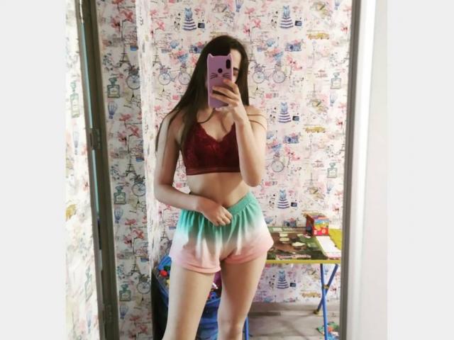 Connect with webcam model BabyCuteGirl