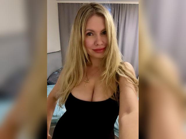 Connect with webcam model LeliFre1