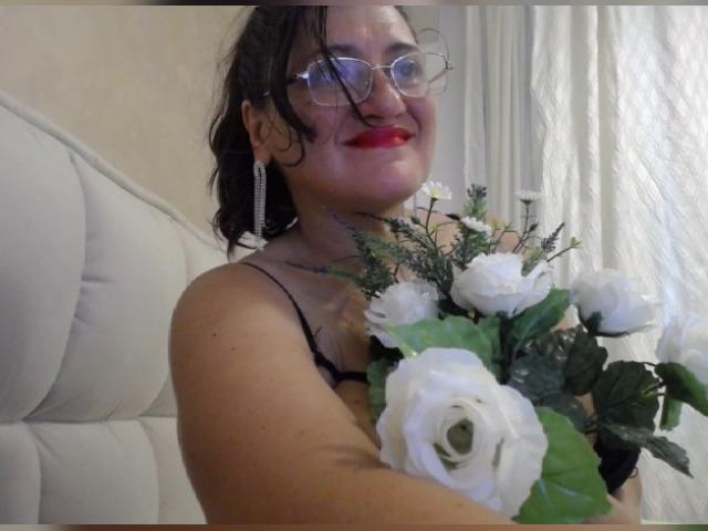 Webcam chat profile for SophiaBliss: Masturbation