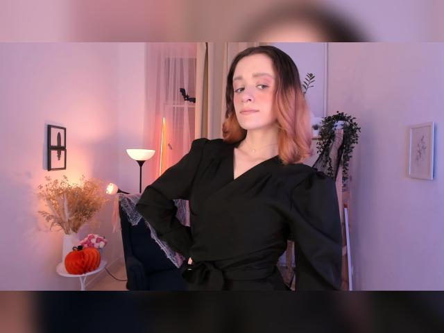 Find your cam match with FrancescaSmit: Outfits