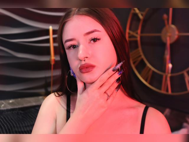 Adult chat with LilyMoonlight: Leather