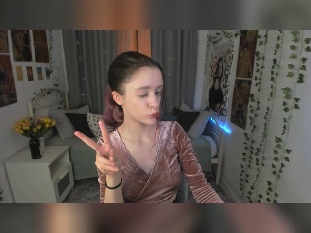 Why not cam2cam with FrancescaSmit: Live orgasm