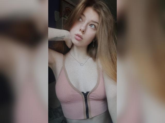 Connect with webcam model Lolix