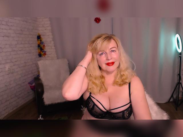 Welcome to cammodel profile for SamanthaSmi: Dominatrix