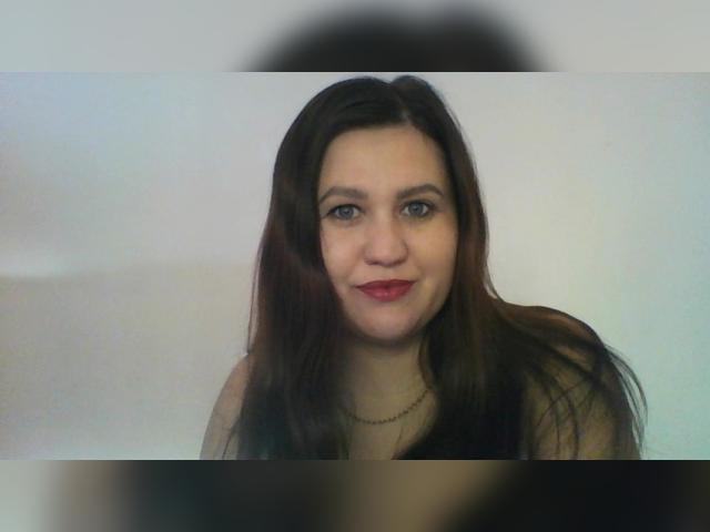 Welcome to cammodel profile for DazzlingDame25