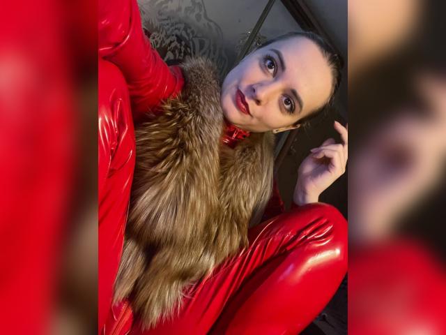 Connect with webcam model lollyjull: Slaves