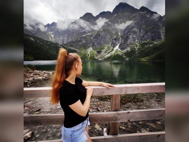 Connect with webcam model Malinka21