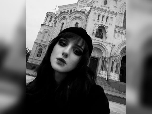 Why not cam2cam with Mararose: Cosplay