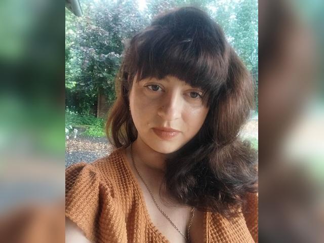 Welcome to cammodel profile for Sweet025girl322: Ask about my other interests