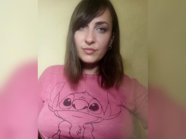 Adult chat with Queen08: Books/Reading