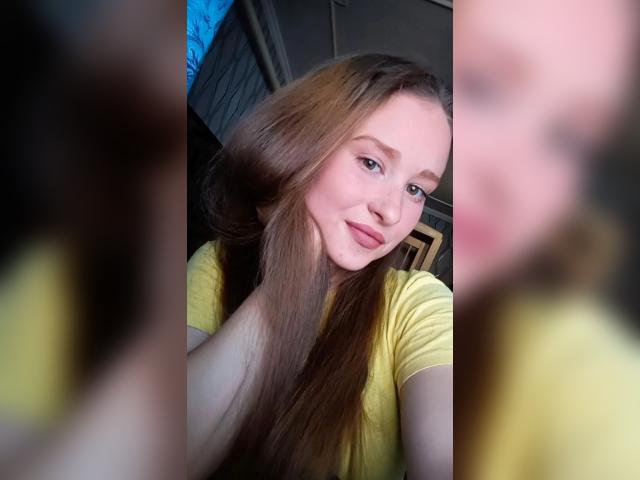 Why not cam2cam with Malinka21