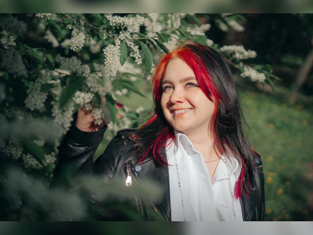 Adult webcam chat with lunaali: Outfits