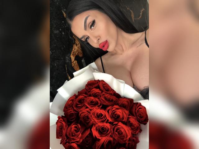 Welcome to cammodel profile for KimRiver: Kissing