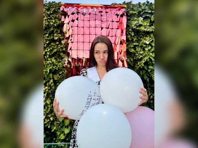Welcome to cammodel profile for Seacreature28