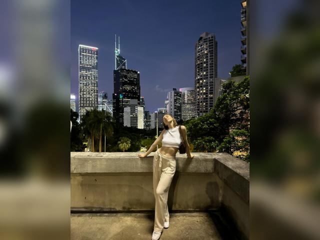 Welcome to cammodel profile for May69x: Travel