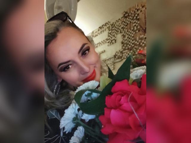 Adult chat with CuteDimple