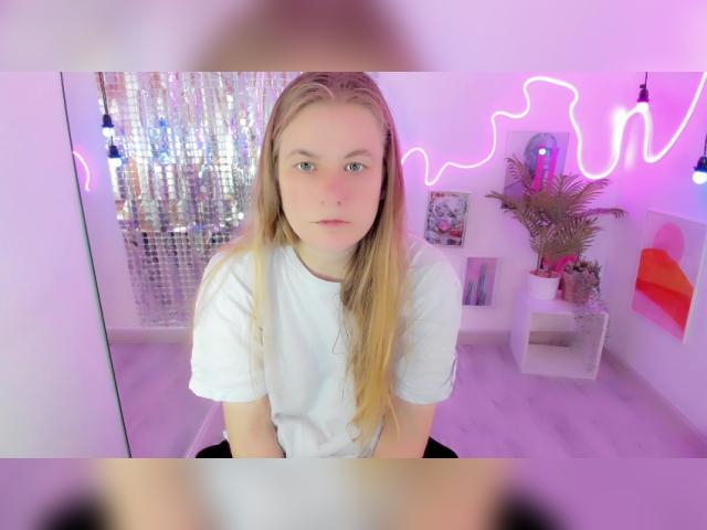 Welcome to cammodel profile for JadeSoft: Lingerie & stockings