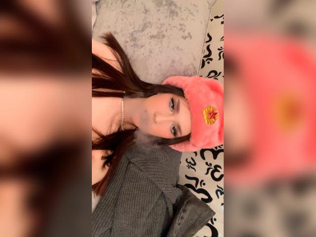 Why not cam2cam with BabyGloria: Piercings & tattoos